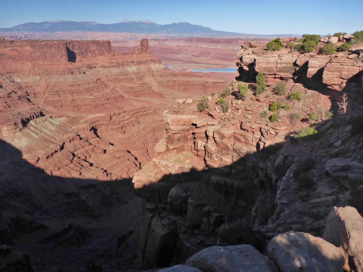 The view from the parking lot overlook is amazing.