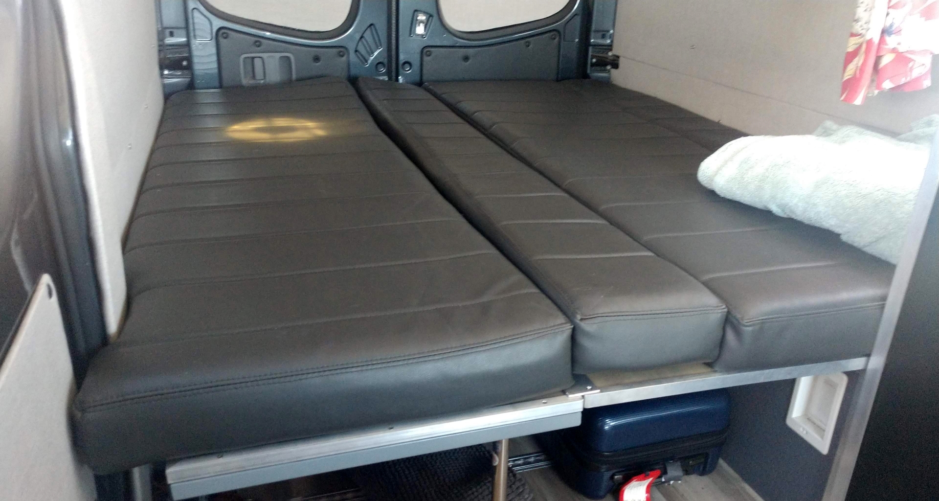 Sprinter Van Convertible Folding Dinette And Bed
